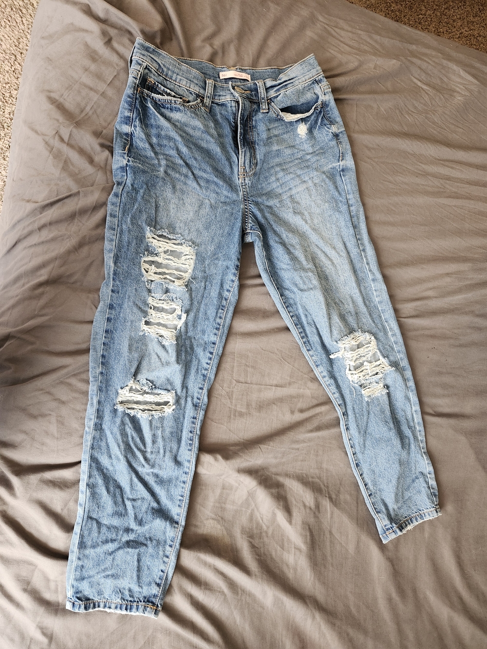 Womens sz 5/27w So High Rise Curvy Mom Distressed Jeans